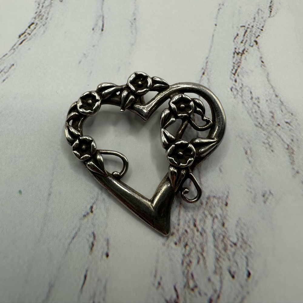 Floral Silver Heart Pendant